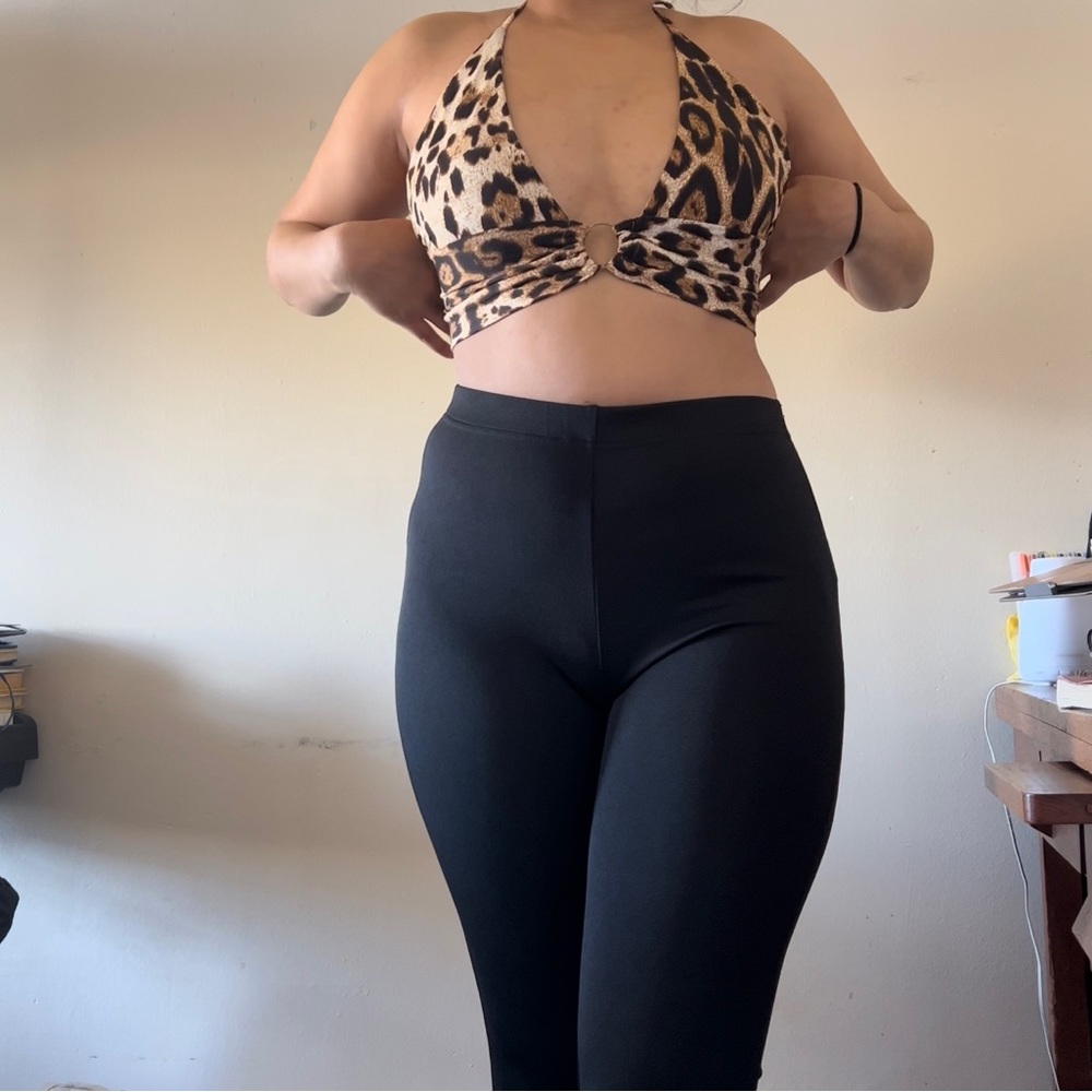 SHEIN Leopard Plunge Crop Halter Top